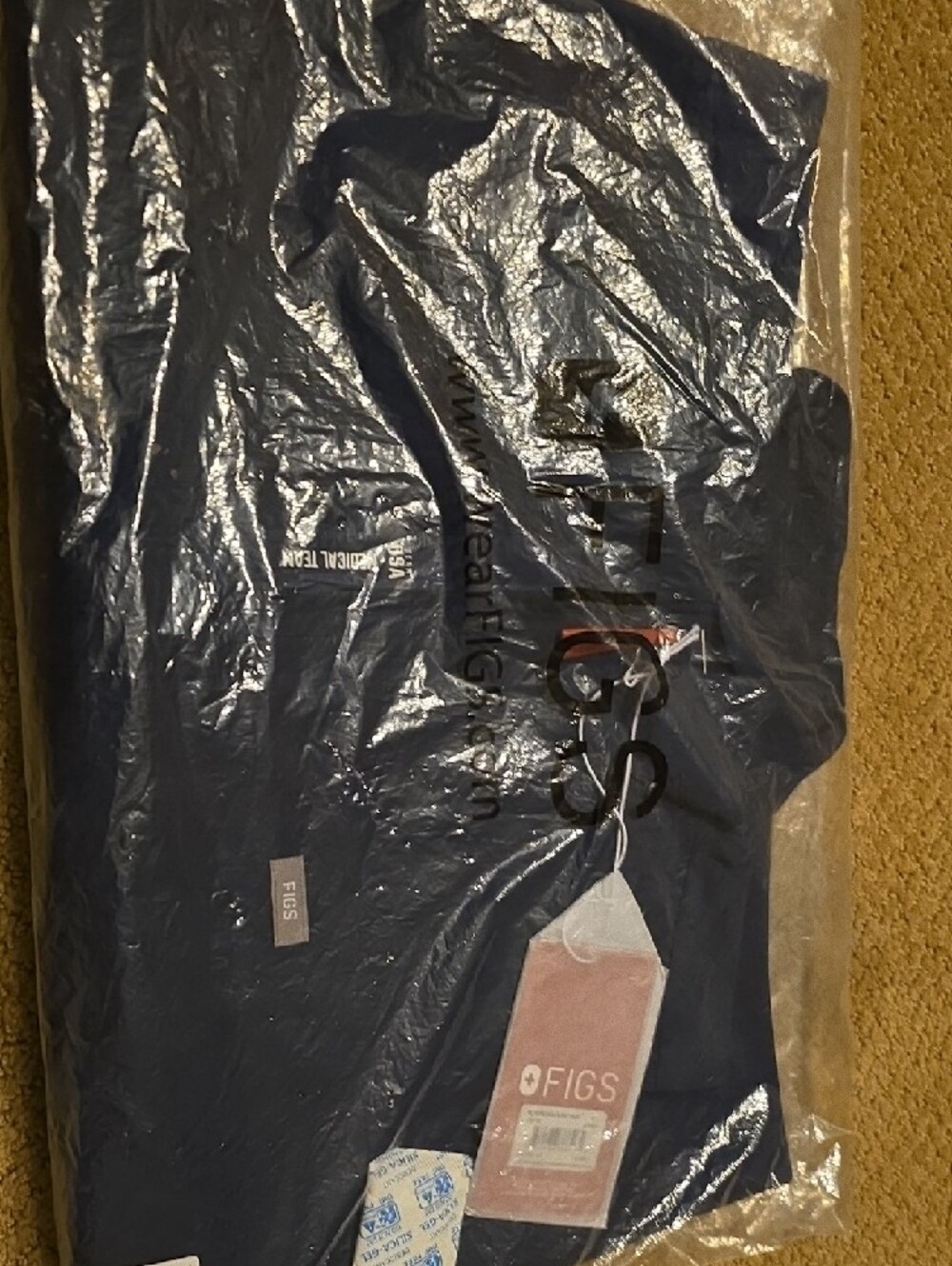 FIGS NWT USA WINTER OLYMPICS MEDICAL TEAM VEST 2026 - Picture 6 of 7